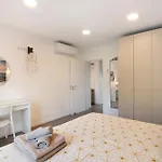 Lägenhet Flat 2 Bedrooms Cunha