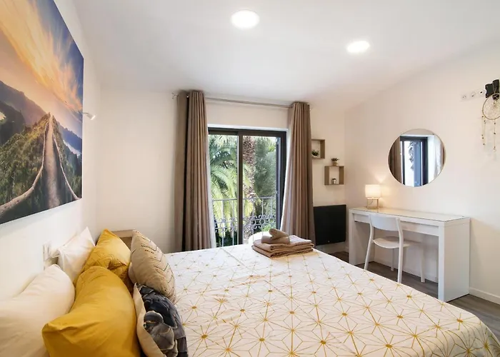 Flat 2 Bedrooms Cunha Apartman *