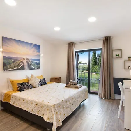 Flat 2 Bedrooms Cunha * אלבופיירה